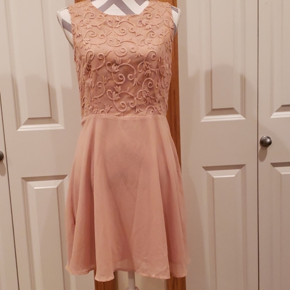 Cute peachy mauve  sleeveless dress